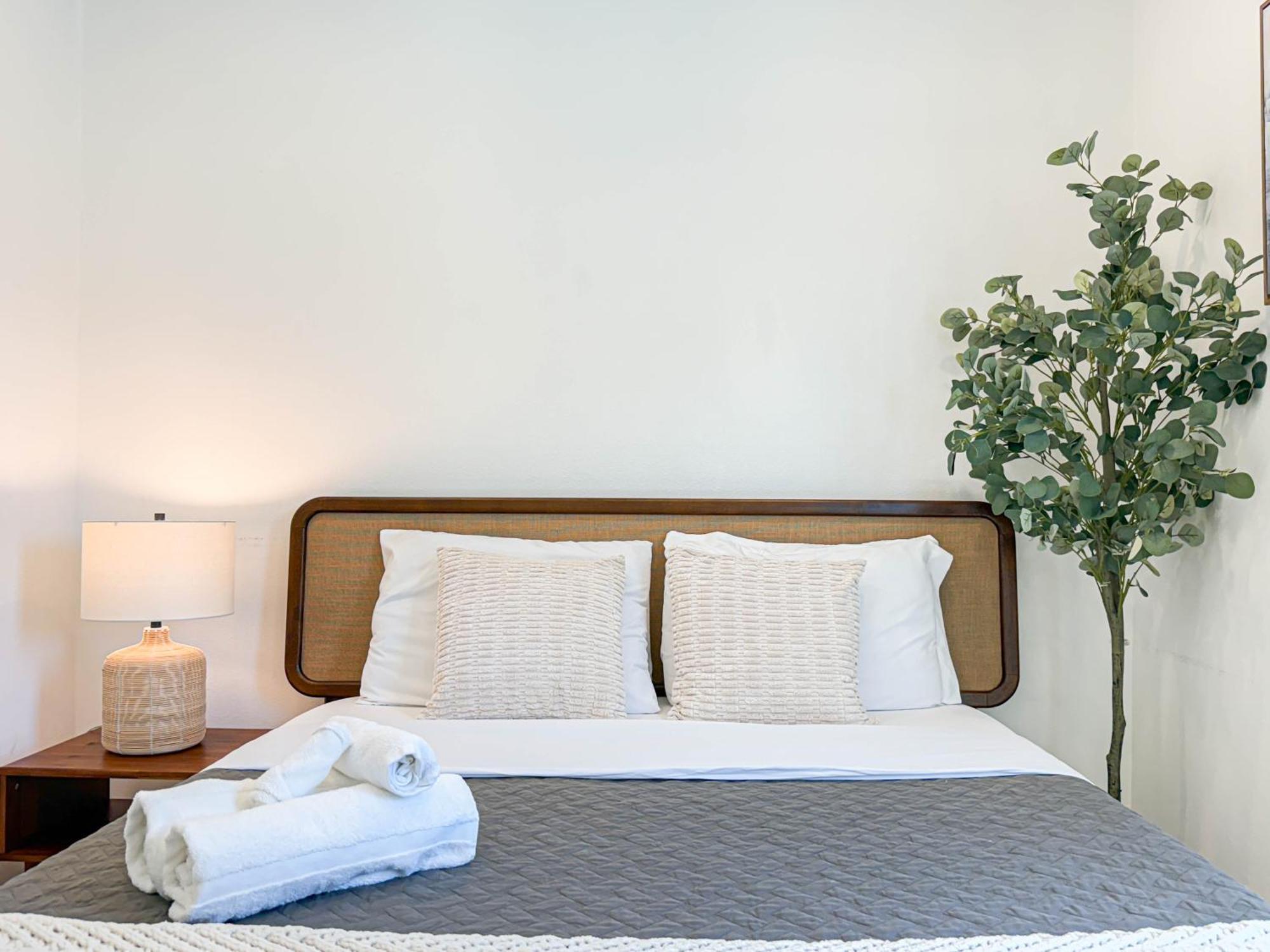 Luxurious 4Br House With Swimming Pool -Fb Villa Los Angeles Bagian luar foto