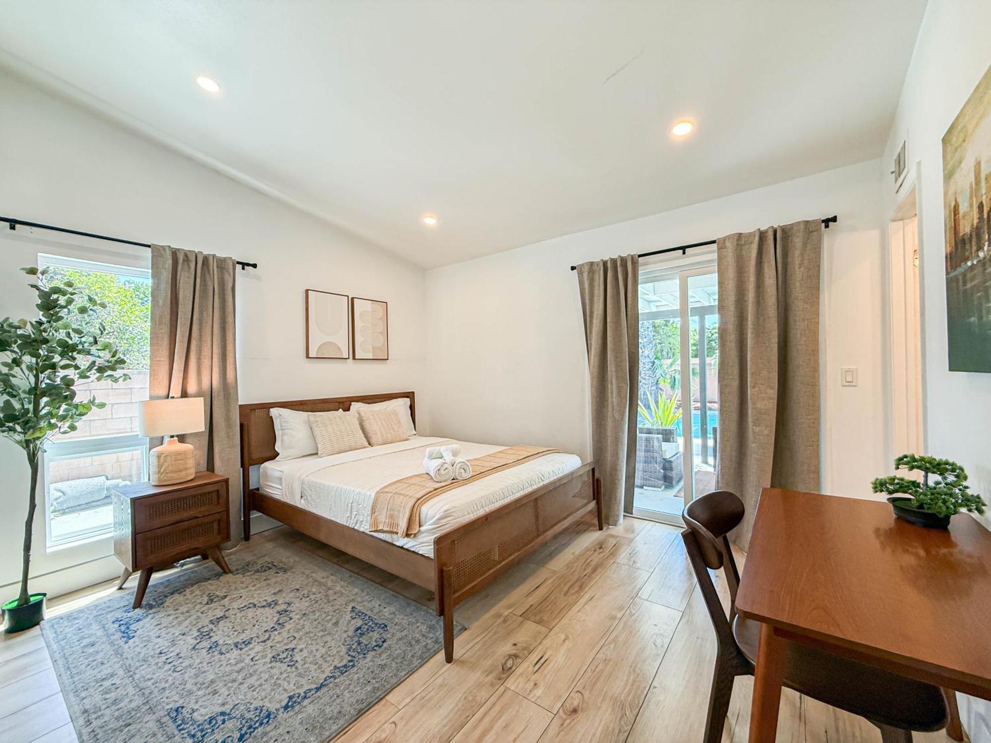 Luxurious 4Br House With Swimming Pool -Fb Villa Los Angeles Bagian luar foto